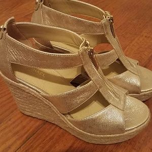 MICHAEL Michael Kors Damita Wedge - Saffiano!